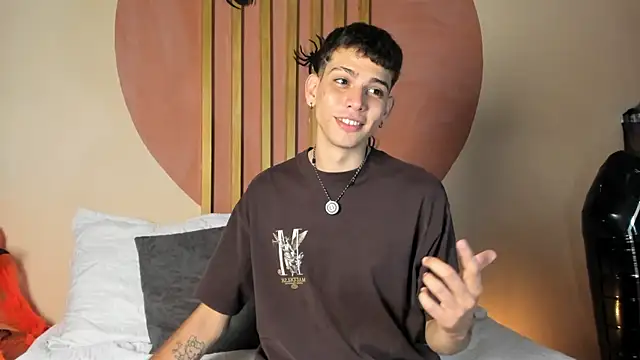Snapshot of Jasson_smit chatting on October 2025 01:55:02 PM Jasson smit online show from October 2025 01:55:02 PM