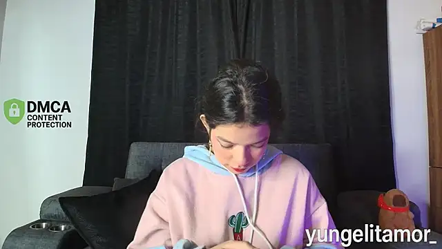 Snapshot of yungelitamor_ chatting on September 2025 05:01:02 AM yungelitamor online show from September 2025 05:01:02 AM