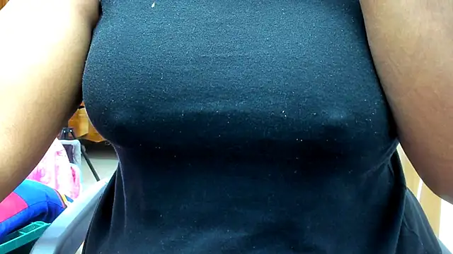 Snapshot of Camila_sandoval_01 chatting on October 2025 10:10:02 AM Camila sandoval 01 online show from October 2025 10:10:02 AM