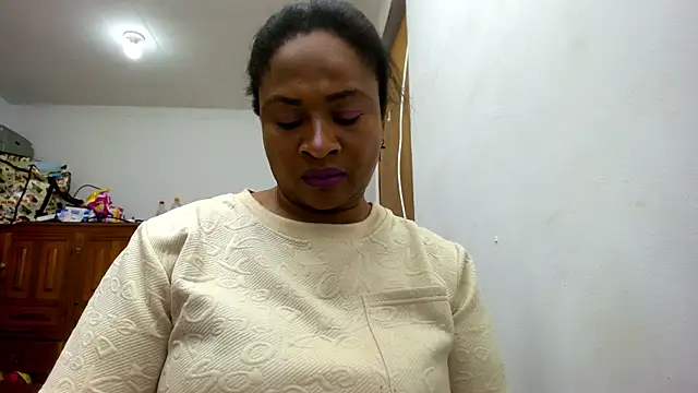 Snapshot of Camila_sandoval_01 chatting on October 2025 05:05:01 AM Camila sandoval 01 online show from October 2025 05:05:01 AM