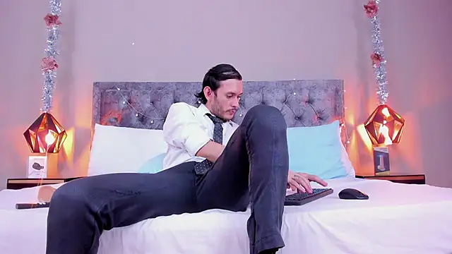 Snapshot of jeanpiere_ chatting on December 2024 04:02:02 AM jeanpiere  online show from December 2024 04:02:02 AM