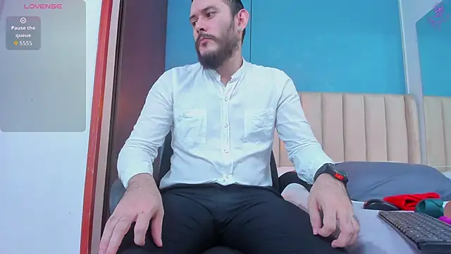 jeanpiere  online show from December 2025 05:13:01 AM