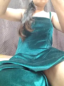 Snapshot of Roshni_98 chatting on February 2025 04:48:02 AM Roshni 98 online show from February 2025 04:48:02 AM