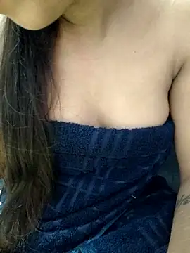 Snapshot of Roshni_98 chatting on September 2025 06:46:01 AM Roshni 98 online show from September 2025 06:46:01 AM