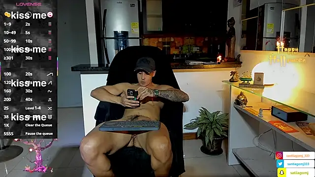 Dominic Joness online show from October 2025 12:29:01 AM