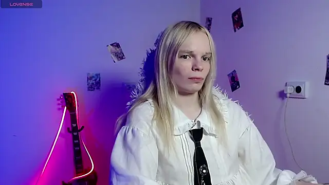 Snapshot of Emily_Nyaffee chatting on March 2026 05:19:02 PM Emily Nyaffee online show from March 2026 05:19:02 PM