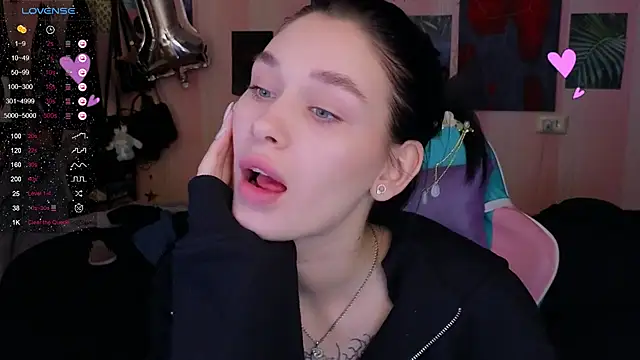 Amanda Tender online show from February 2025 09:31:02 PM