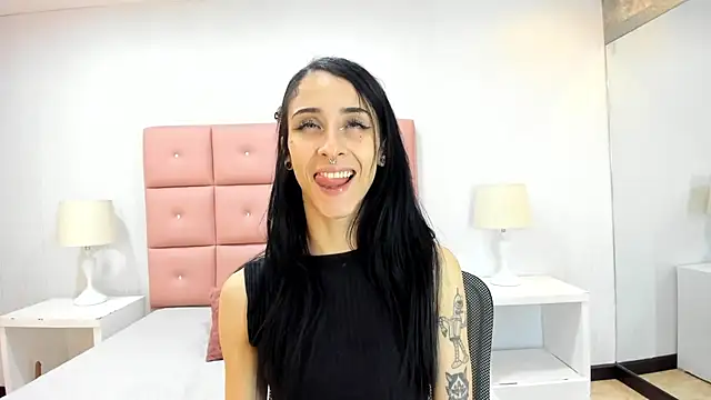 lhiamfit online show from January 2025 02:19:01 PM