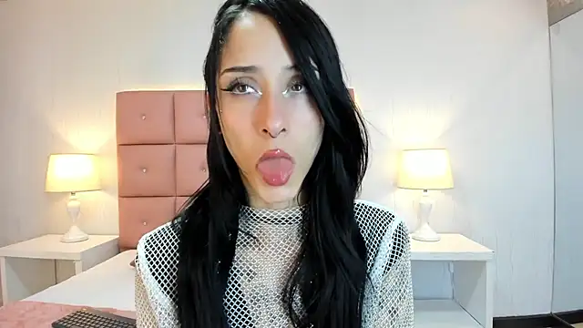 lhiamfit online show from March 2025 03:28:02 PM