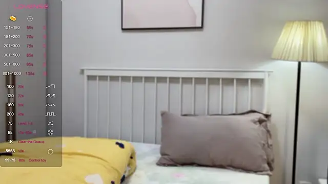 A-xena online show from February 2025 01:52:02 PM