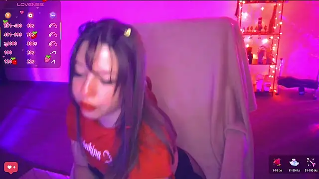 PetiteAngel666 online show from December 2025 08:49:01 PM