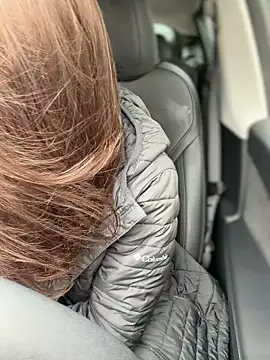 LadyLena1 online show from December 2025 07:18:01 PM