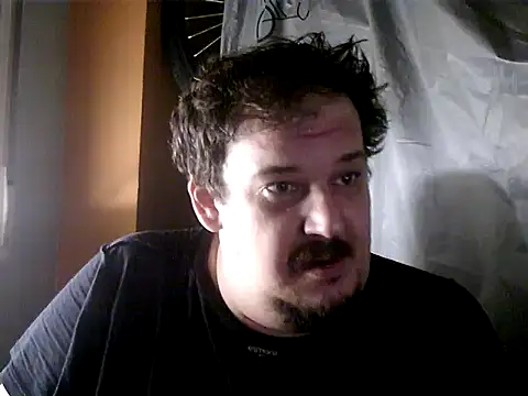 Snapshot of porkorossy chatting on September 2025 12:51:02 PM porkorossy online show from September 2025 12:51:02 PM