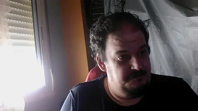 Snapshot of porkorossy chatting on October 2025 08:12:02 AM porkorossy online show from October 2025 08:12:02 AM