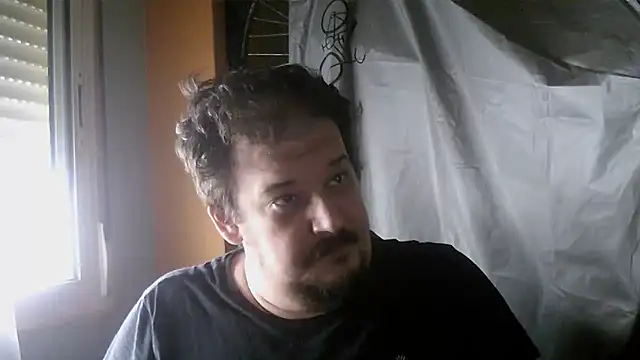 Snapshot of porkorossy chatting on October 2025 07:39:01 AM porkorossy online show from October 2025 07:39:01 AM