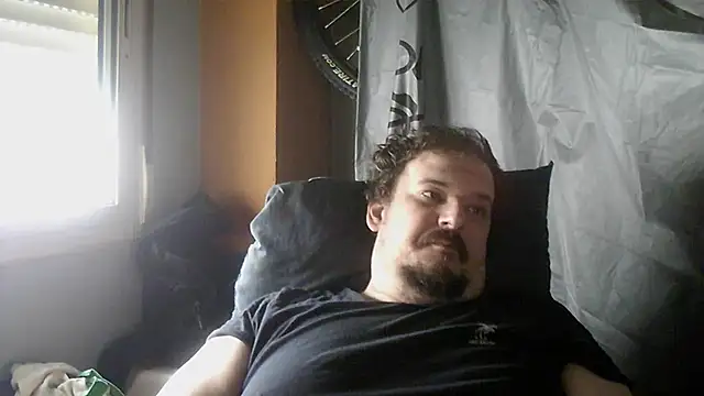 Snapshot of porkorossy chatting on October 2025 07:30:01 AM porkorossy online show from October 2025 07:30:01 AM