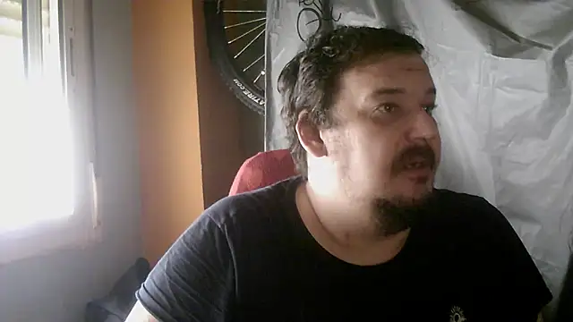 Snapshot of porkorossy chatting on October 2025 08:06:01 AM porkorossy online show from October 2025 08:06:01 AM