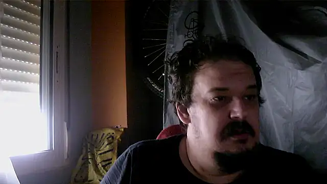 Snapshot of porkorossy chatting on October 2025 07:27:01 AM porkorossy online show from October 2025 07:27:01 AM