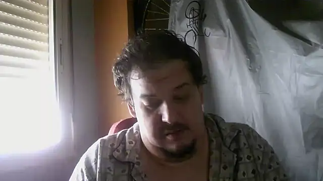 Snapshot of porkorossy chatting on November 2025 09:11:01 AM porkorossy online show from November 2025 09:11:01 AM