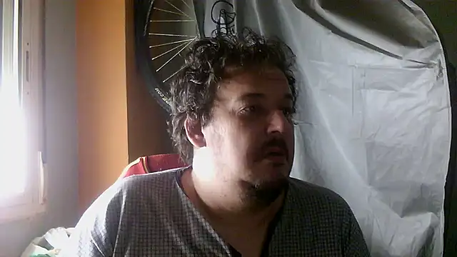 Snapshot of porkorossy chatting on November 2025 09:15:02 AM porkorossy online show from November 2025 09:15:02 AM