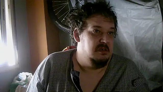 Snapshot of porkorossy chatting on November 2025 08:30:02 AM porkorossy online show from November 2025 08:30:02 AM