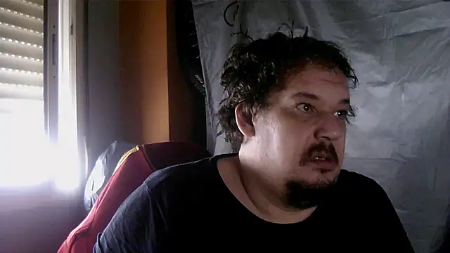 Snapshot of porkorossy chatting on November 2025 08:38:01 AM porkorossy online show from November 2025 08:38:01 AM