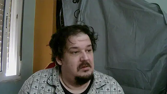 Snapshot of porkorossy chatting on November 2025 09:46:01 AM porkorossy online show from November 2025 09:46:01 AM