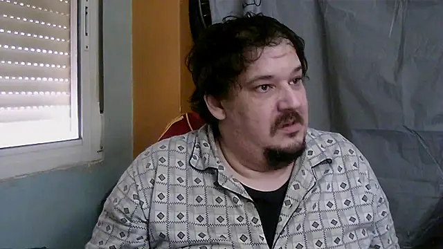 Snapshot of porkorossy chatting on December 2025 09:14:01 AM porkorossy online show from December 2025 09:14:01 AM