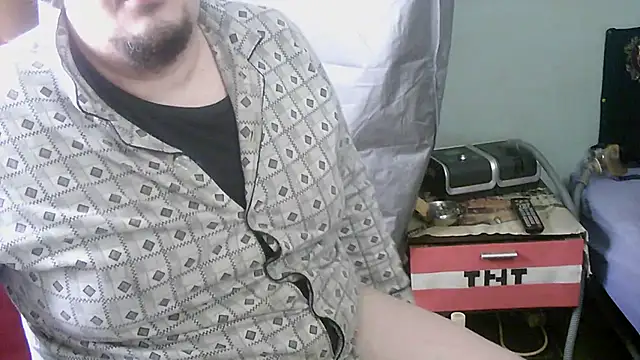 Snapshot of porkorossy chatting on December 2025 10:24:02 AM porkorossy online show from December 2025 10:24:02 AM