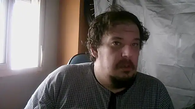 Snapshot of porkorossy chatting on December 2025 08:21:02 AM porkorossy online show from December 2025 08:21:02 AM