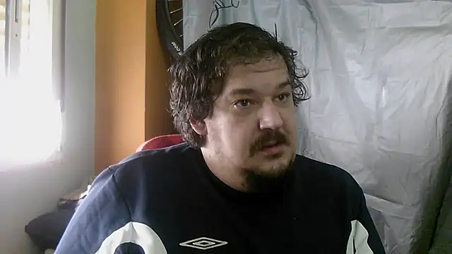 Snapshot of porkorossy chatting on February 2026 09:46:01 AM porkorossy online show from February 2026 09:46:01 AM