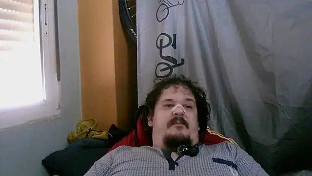 Snapshot of porkorossy chatting on February 2026 02:25:02 PM porkorossy online show from February 2026 02:25:02 PM