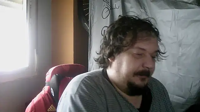 Snapshot of porkorossy chatting on March 2026 08:43:01 AM porkorossy online show from March 2026 08:43:01 AM