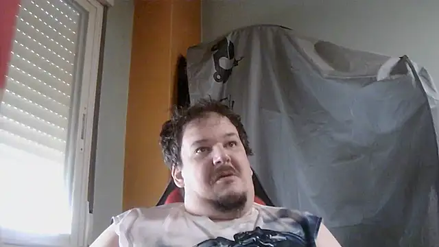 Snapshot of porkorossy chatting on June 2026 07:29:02 AM porkorossy online show from June 2026 07:29:02 AM
