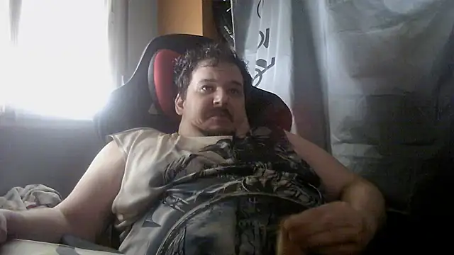 Snapshot of porkorossy chatting on June 2026 01:25:02 PM porkorossy online show from June 2026 01:25:02 PM