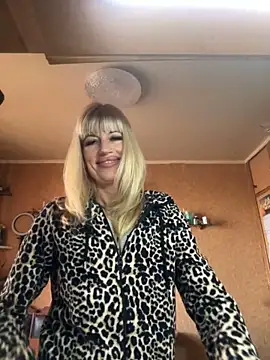 Snapshot of AlinaGrosu chatting on February 2025 09:21:01 AM AlinaGrosu online show from February 2025 09:21:01 AM