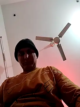 ZIMMY25 online show from December 2025 07:42:02 PM