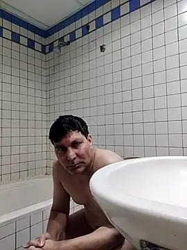 ZIMMY25 online show from April 2026 06:19:01 AM