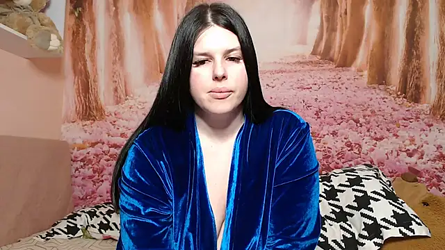 Annatrybebetter online show from February 2026 08:58:01 PM