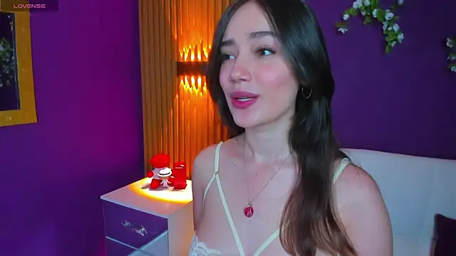 Kate Amaretto  online show from December 2024 07:18:01 PM