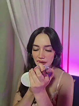 Snapshot of Kate_Amaretto_ chatting on April 2026 01:15:01 AM Kate Amaretto online show from April 2026 01:15:01 AM