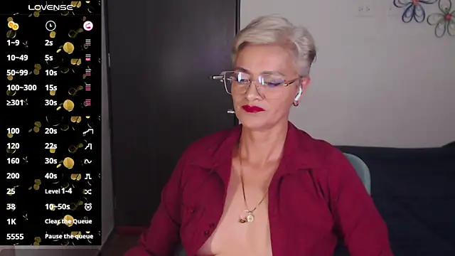 Snapshot of scarlett_paris22 chatting on January 2025 12:07:01 AM scarlett paris22 online show from January 2025 12:07:01 AM