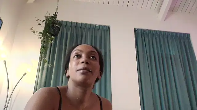 ROXYNL online show from February 2026 05:53:01 PM