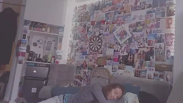 DownstairsSky online show from March 2025 07:15:02 PM