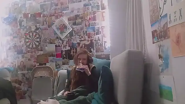 DownstairsSky online show from March 2025 07:30:01 AM