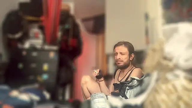 DownstairsSky online show from October 2025 04:28:01 PM