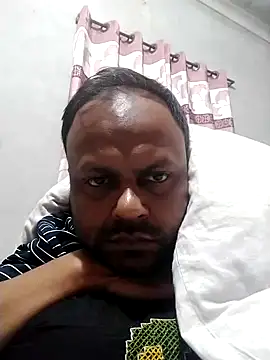 Niladri1410 online show from January 2025 05:42:01 PM