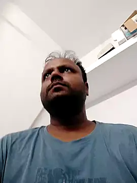 Niladri1410 online show from September 2025 12:15:02 PM