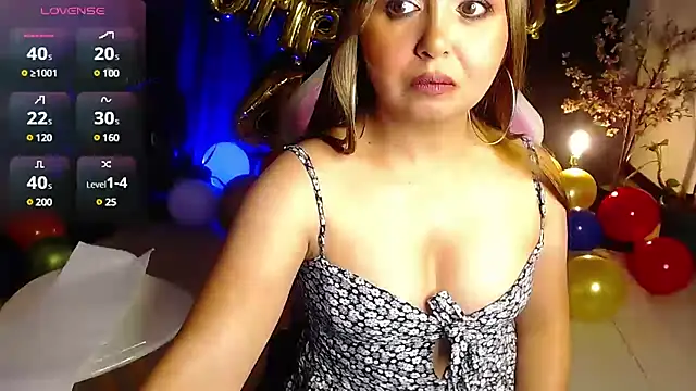 Snapshot of rose_meyer chatting on February 2025 04:20:02 PM rose meyer online show from February 2025 04:20:02 PM