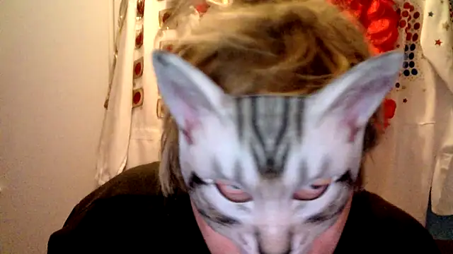 Snapshot of Sigorius chatting on January 2025 05:01:01 PM Sigorius online show from January 2025 05:01:01 PM